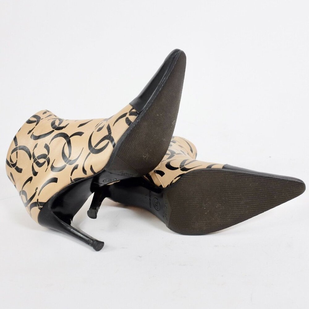 CHANEL Ankle Boots with Black and Cream Design - Picture 16 of 16